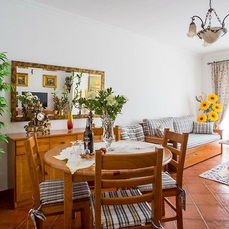 Elegant Sea View Apartment Nazaré Buitenkant foto