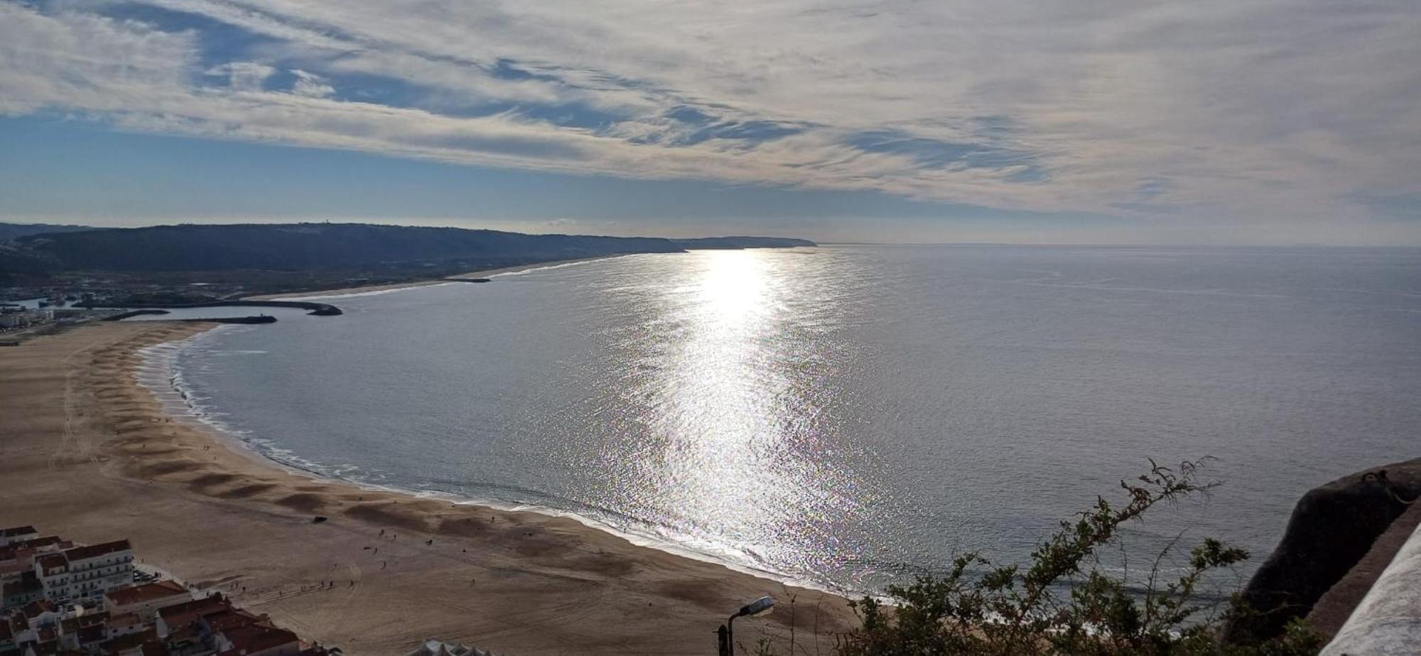 Elegant Sea View Apartment Nazaré Buitenkant foto